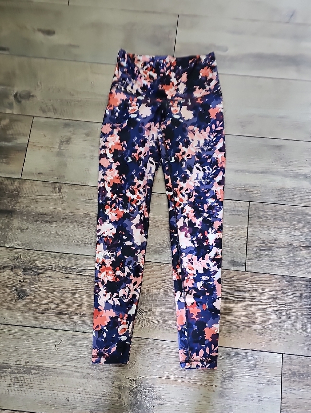 Old Navy Navy & Pink Floral Leggings